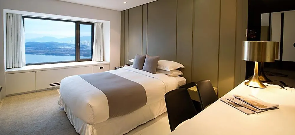 Grand Walkerhill Seoul Hotel