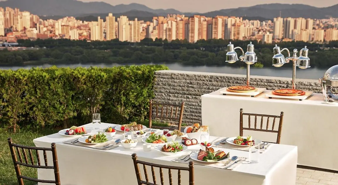 Grand Walkerhill Seoul Hotel